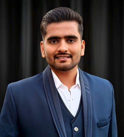 Best Science,Physics,Chemistry tutor in Lucknow